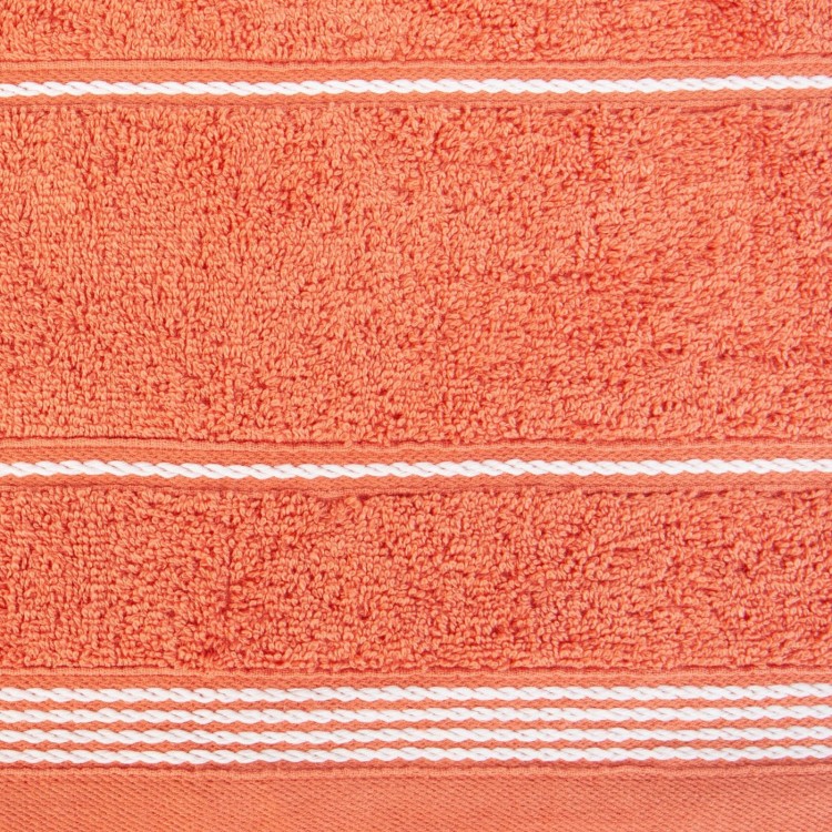 a77981093557f6b44d880ce7a0e24a4e