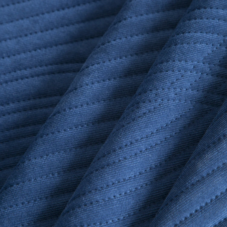 478367-5903571785671-Narzuta_VELVET_2_granat_220x240-5