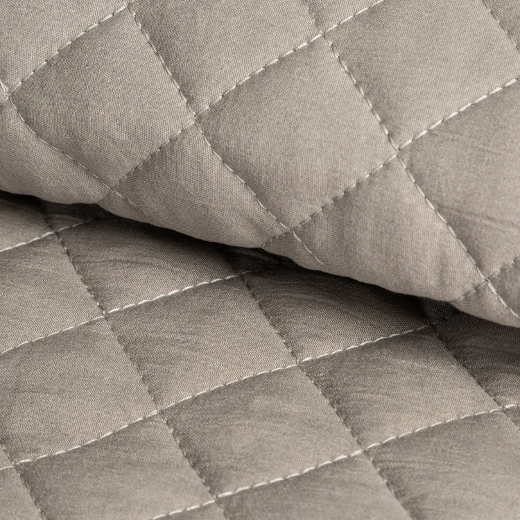 79801511a0c04ec58958a86545f24b62.jpg